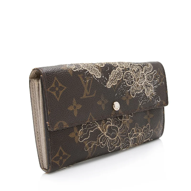 Ladies Louis Vuitton shoulder bags with a magnetic - closure flap for easeLouis Vuitton Limited Edition Monogram Canvas Dentelle Sarah Wallet (SHF-23597)