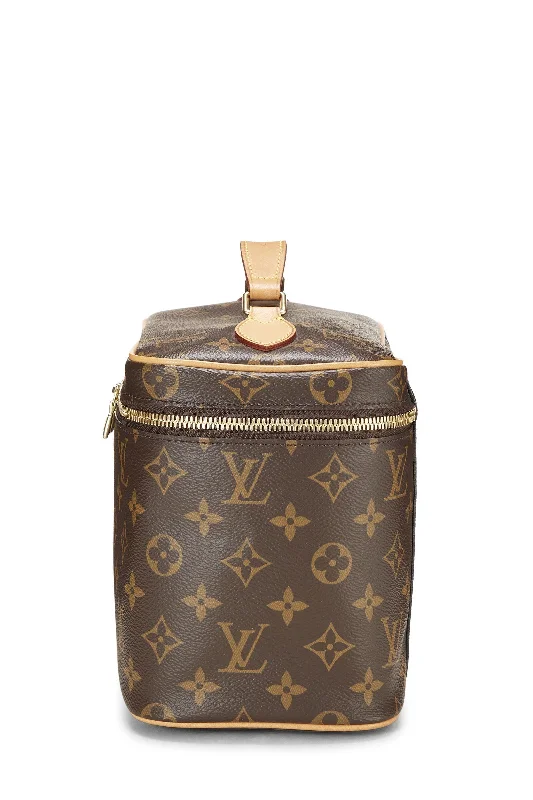 Ladies Louis Vuitton shoulder bags with a magnetic - closure flap for easeLOUIS VUITTON MONOGRAM NICE VANITY BAG