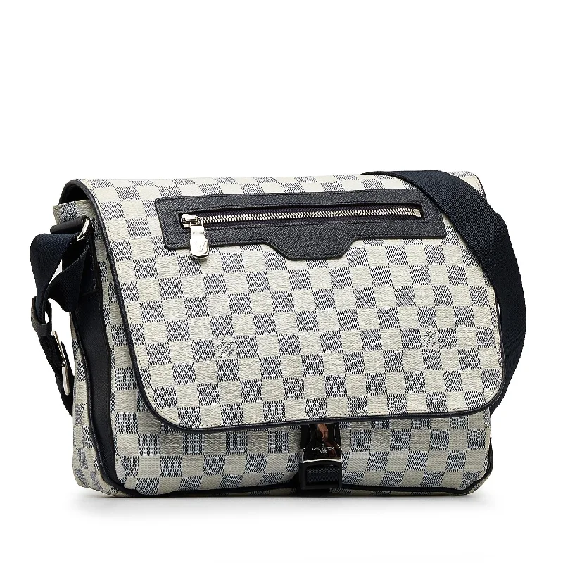 Louis Vuitton Petite Malle bags with a hard - shell structure for uniquenessLouis Vuitton Damier Azur Coastline Matchpoint (LQ2sPb)