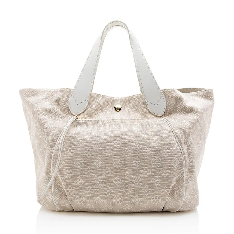 Louis Vuitton Twist bags with a crystal - embellished LV - turnlockLouis Vuitton Limited Edition Cabas Ipanema GM Tote (SHF-14434)