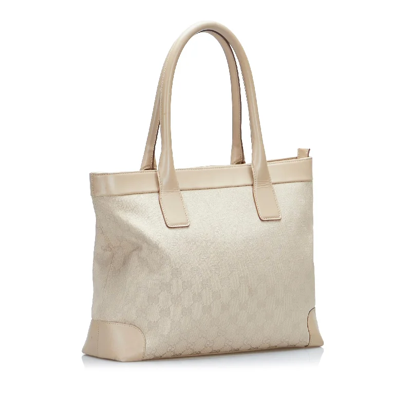 Gucci tote bags for women with a water - resistant coatingGucci GG Canvas Tote (SHG-DYG1ik)