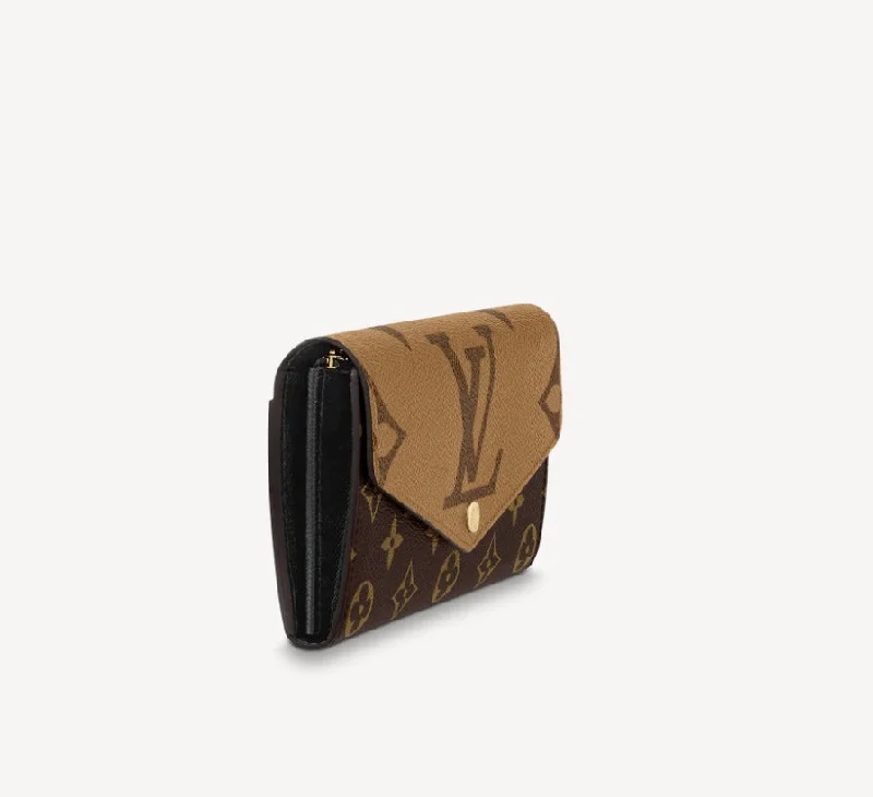 Louis Vuitton bags with a magnetic snap closure for easy accessLOUIS VUITTON GIANT MONOGRAM SARAH WALLET