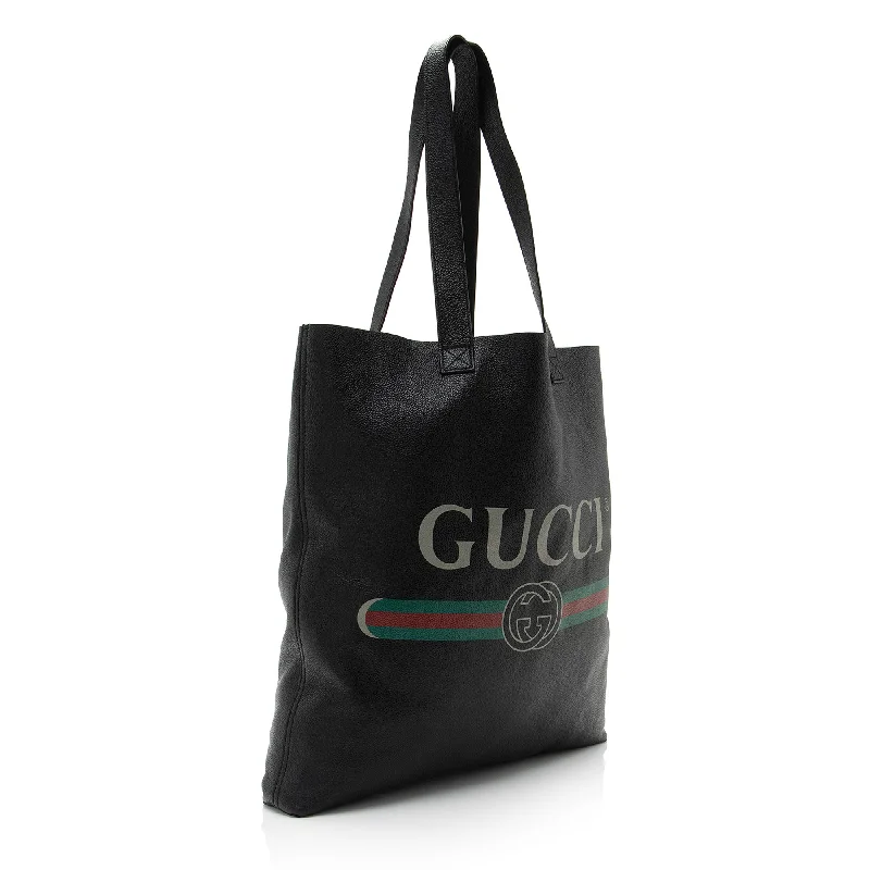 Women Gucci bags with interlocking G hardware for a classic lookGucci Leather Logo Vertical Large Shopping Tote (SHF-uN5Aa4)