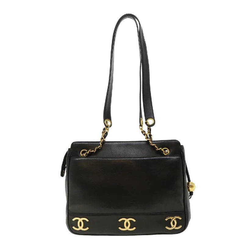 Chanel Lightweight Handbag for Daily ErrandsCHANEL Chain Shoulder Bag Lamb Skin Black CC