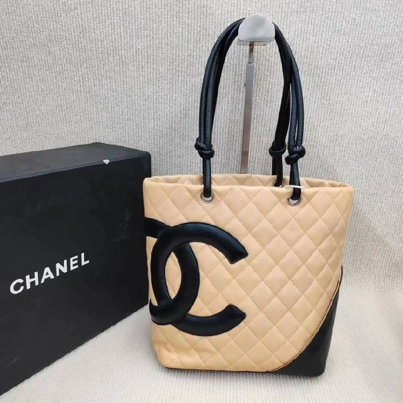 Chanel Small Crossbody Bag for TravelChanel Cambon Tote bag JT110202