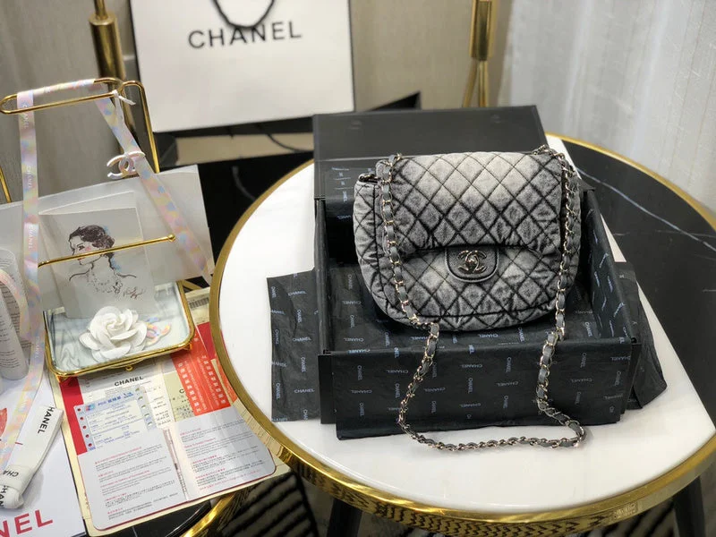 Chanel Handbag with Adjustable Strap for ComfortChanel -Bags - CHL Bags - 865