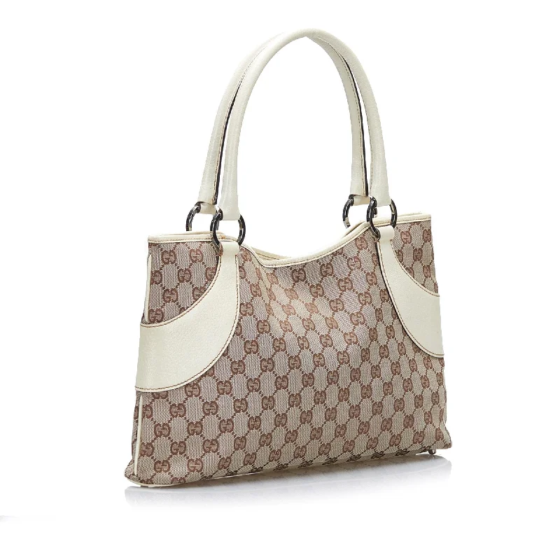 Ladies Gucci Dionysus bags with a star - shaped charmGucci GG Canvas Handbag (ZOn2d3)