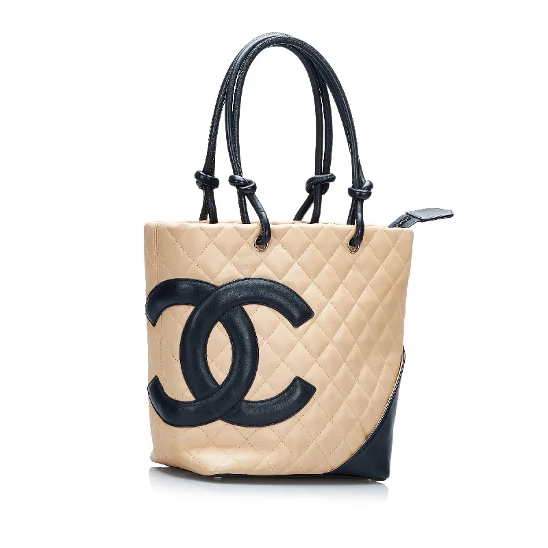 Chanel Designer Handbag with Unique DesignChanel Small Cambon Ligne Tote (uYbv3o)