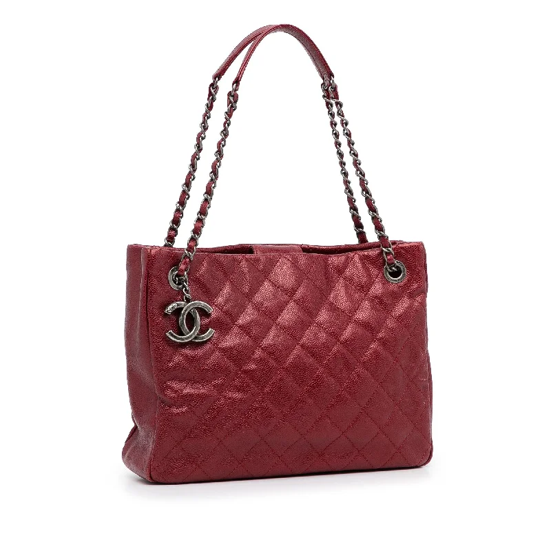 Chanel Vintage Inspired Handbag for Retro LoversChanel Small Caviar City Shopper (qUUm2p)