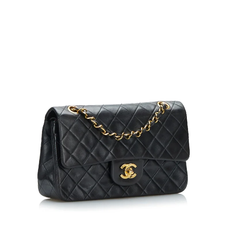 Chanel Vintage Inspired Handbag for Retro LoversChanel Small Classic Lambskin Double Flap (6NqfQJ)