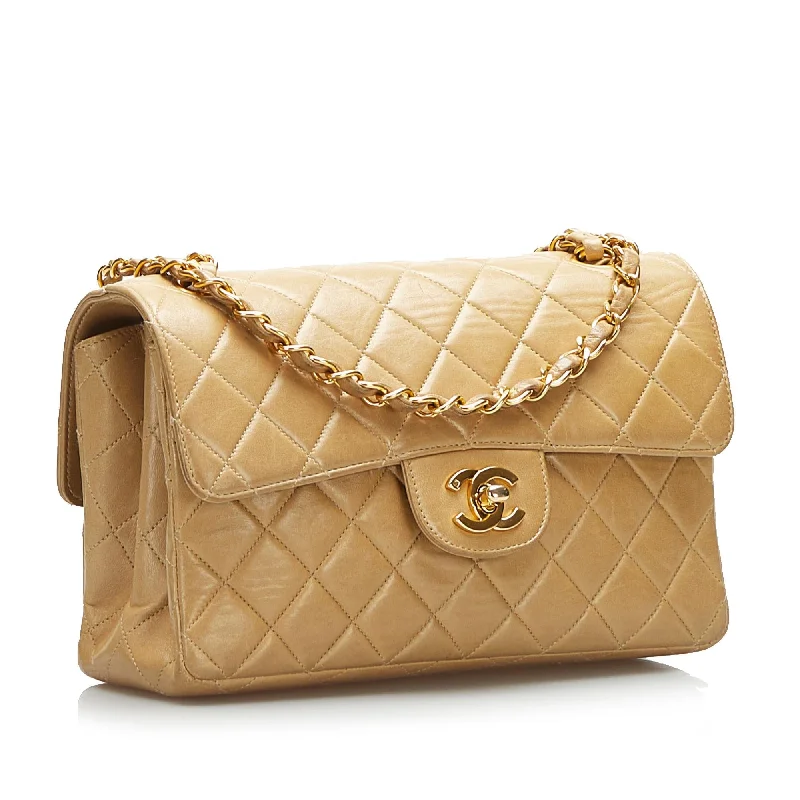 Chanel Chain Strap Handbag for Everyday UseChanel Small Classic Lambskin Double Flap (qInhiS)