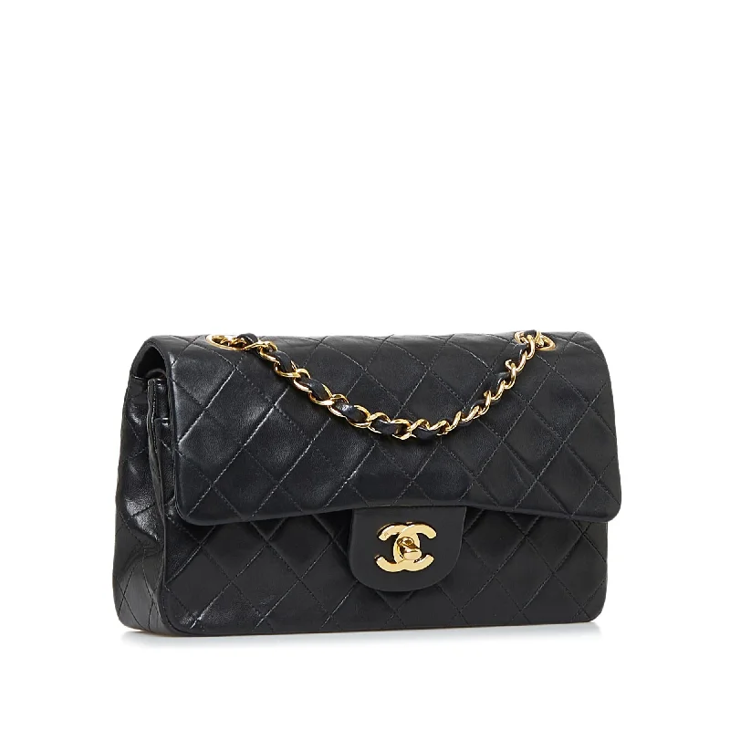 Chanel Colorful Handbag for Spring OutfitsChanel Small Classic Lambskin Double Flap (RbbS9f)