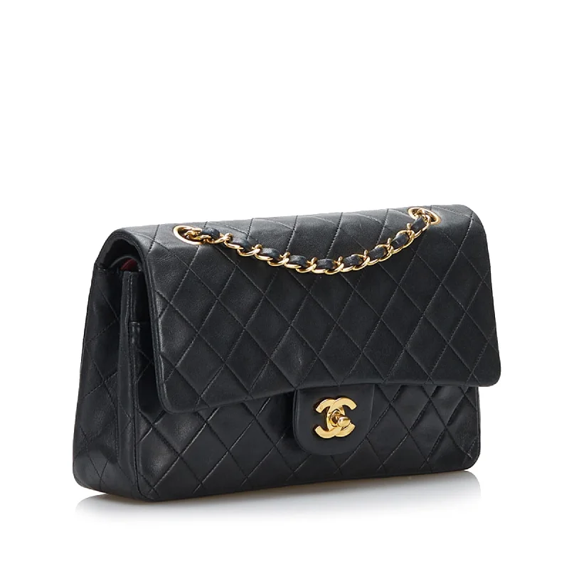 Chanel Colorful Handbag for Spring OutfitsChanel Small Classic Lambskin Leather Double Flap Bag (AUyedS)