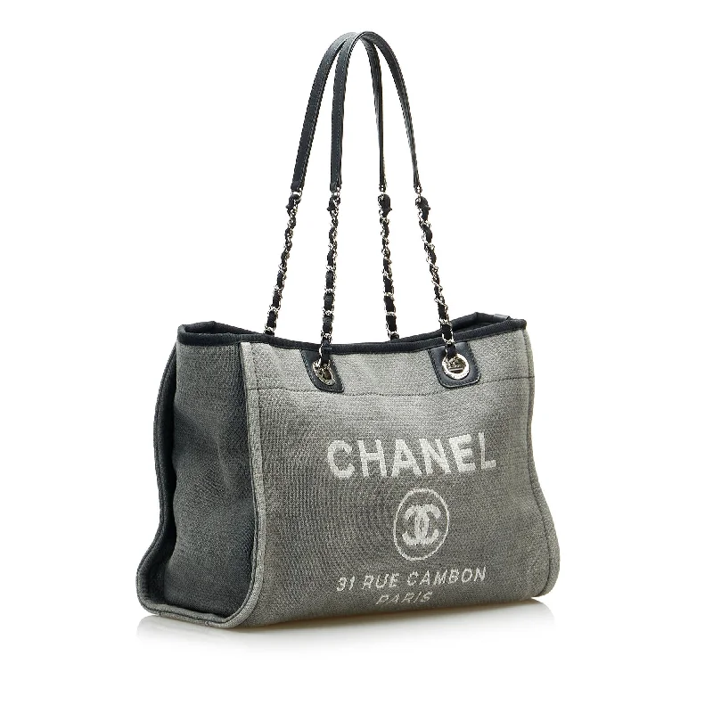 Chanel Quilted Leather Shoulder Bag for FashionistasChanel Small Deauville Tote Bag (iAZcBg)