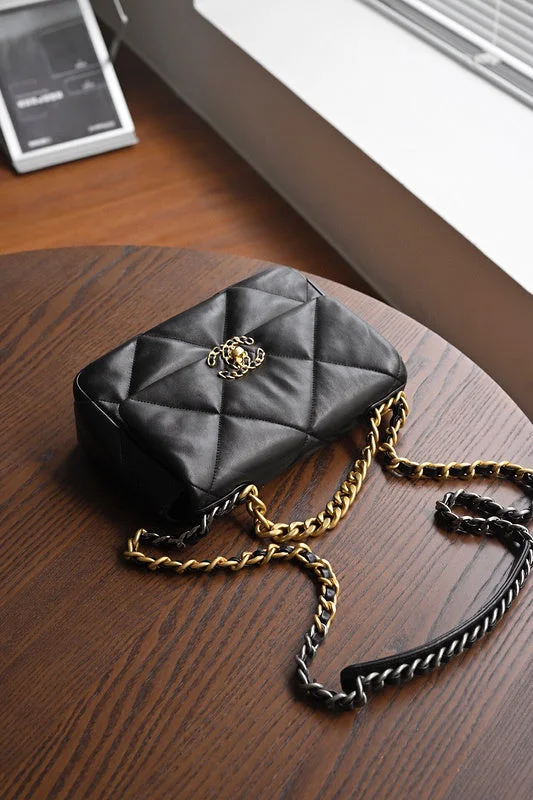 Chanel Black Handbag for Business MeetingsWF - Chanel Bags - 2414