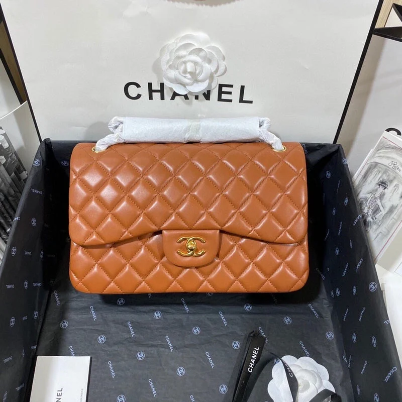 Chanel Handbag with Adjustable Strap for ComfortWF - Chanel Bags - 2342