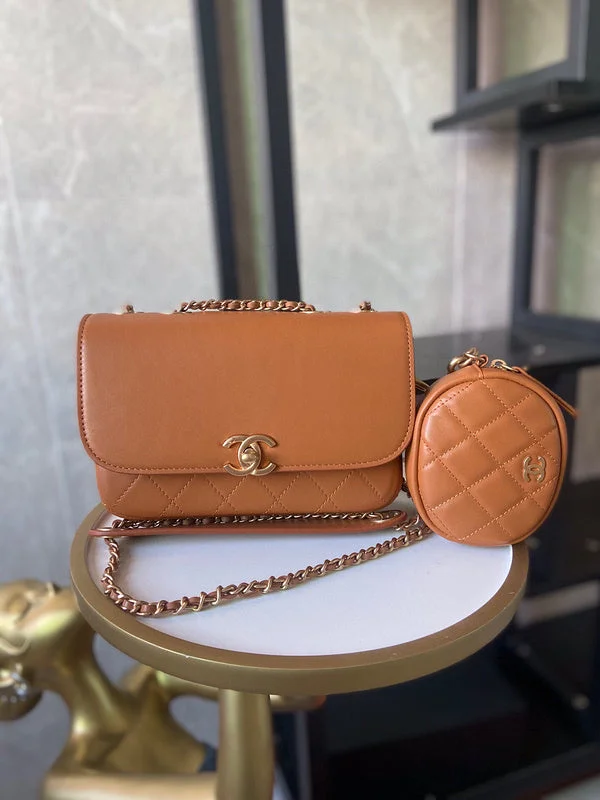 Chanel Handbag with Adjustable Strap for ComfortWF - Chanel Bags - 2474