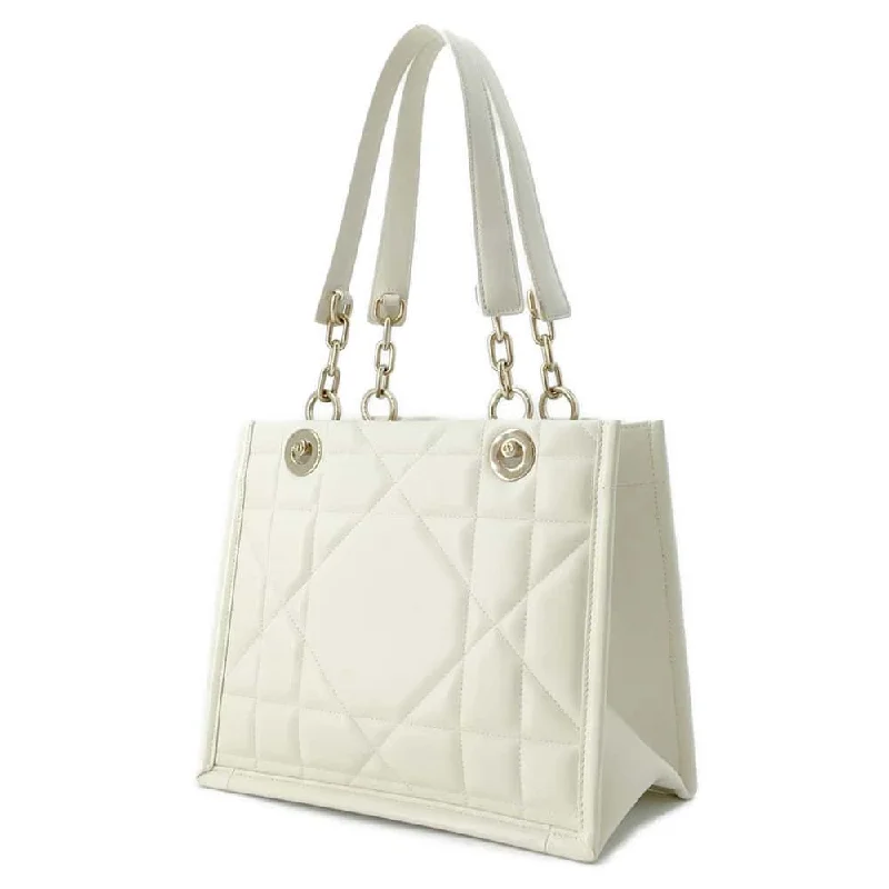 Christian Dior crossbody bags with a front - flap pocket for easy accessDior Essential ArchiCannage Chain Tote Bag Off-white Leather