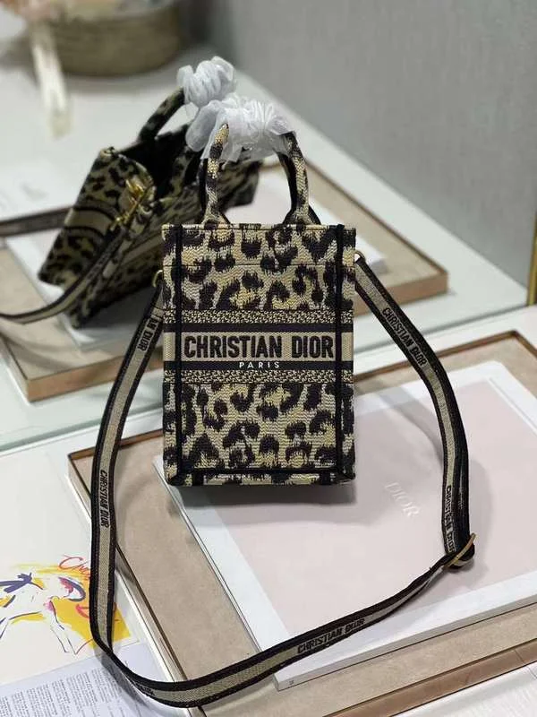 Christian Dior Saddle bags with a distressed leather finishDior Bags -The Arid Bag Shop Bags - 857