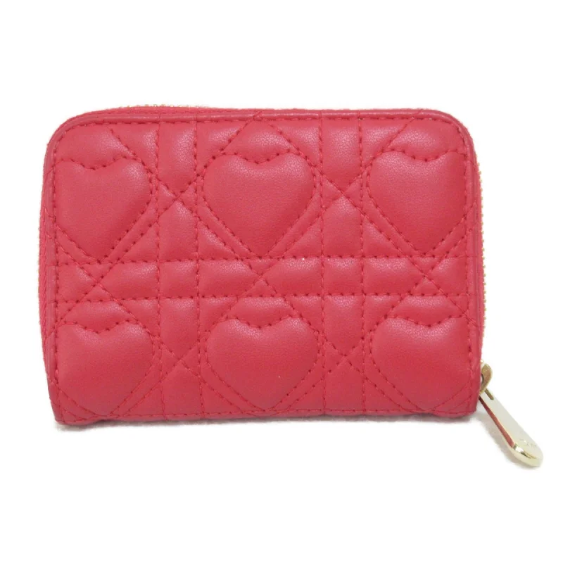 Fashion - forward Christian Dior tote bags for the modern womanDior lady dior coin purse Red leather S0985ONHG