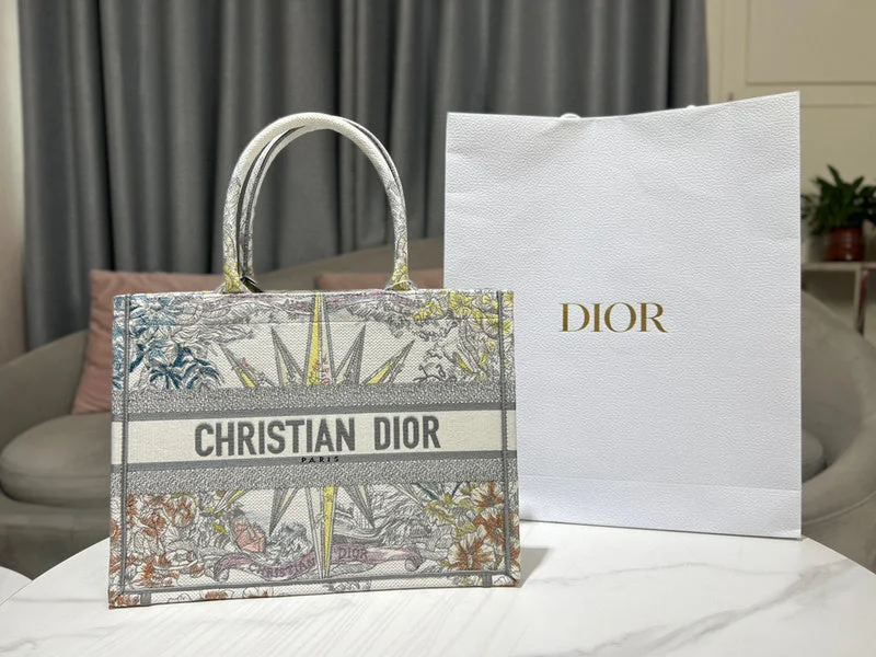 Christian Dior Saddle bags with a studded trim for a bold lookGAK BAGZ - Dior Bags - 2530