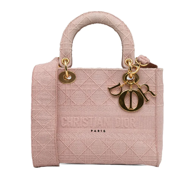 Trendsetting Christian Dior crossbody bags with a colorful strapDior Lady D-Lite Medium Pink