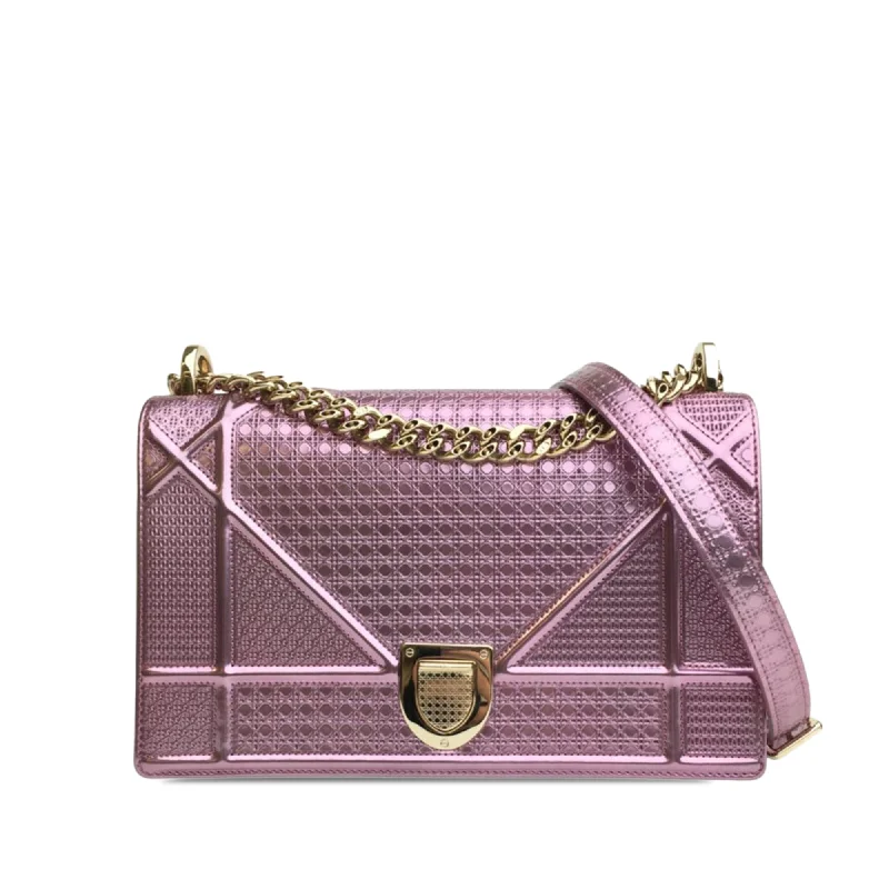 Christian Dior handbags with a snap - button closure and a decorative buckleDior Diorama Pink Medium Patent Microcannage