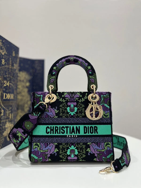 Christian Dior bags with a detachable coin purse insideWF - Dior Bags - 271